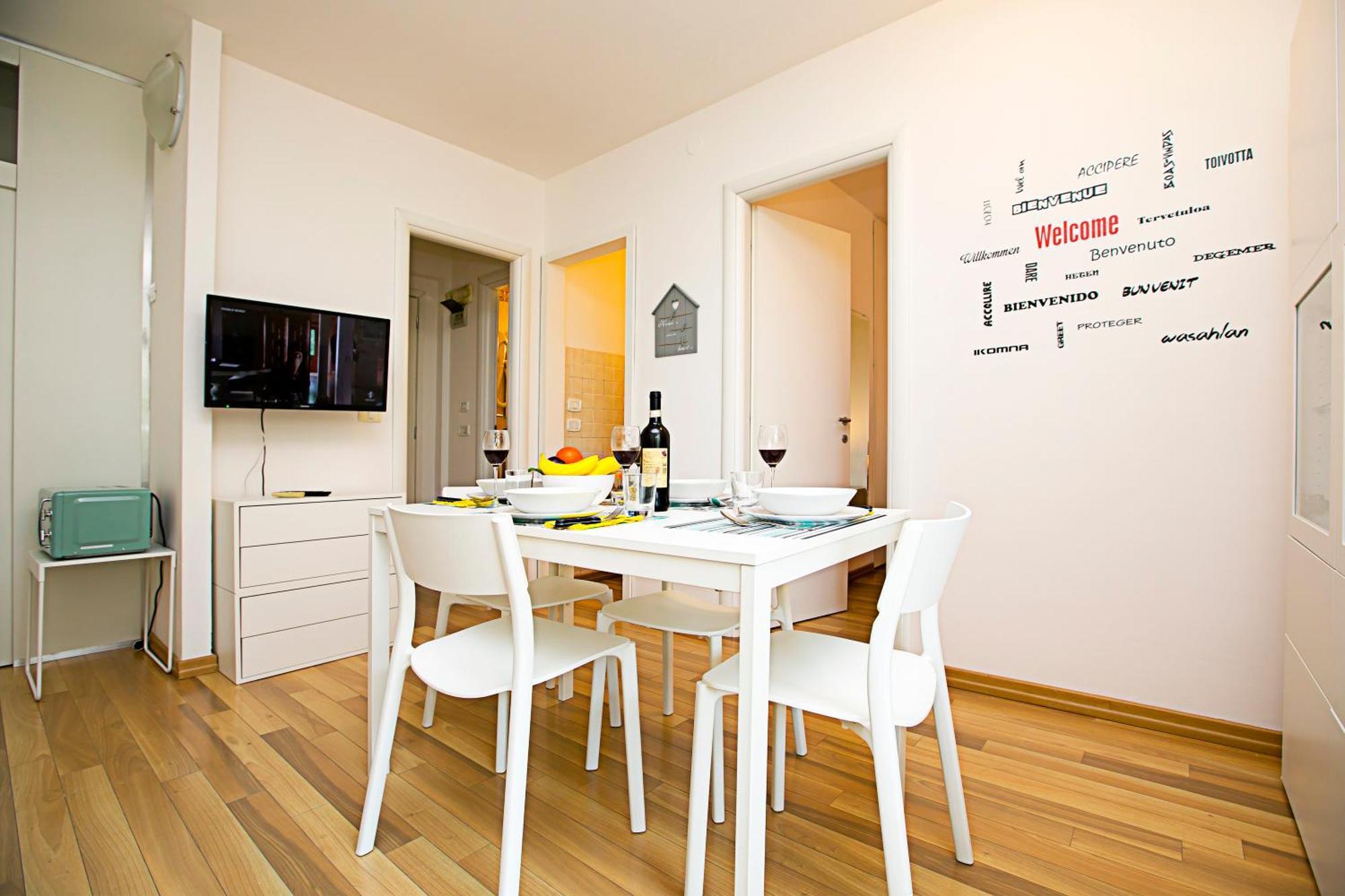 Riva Lago E Spiaggia Apartment 2 - Happy Rentals Exterior photo