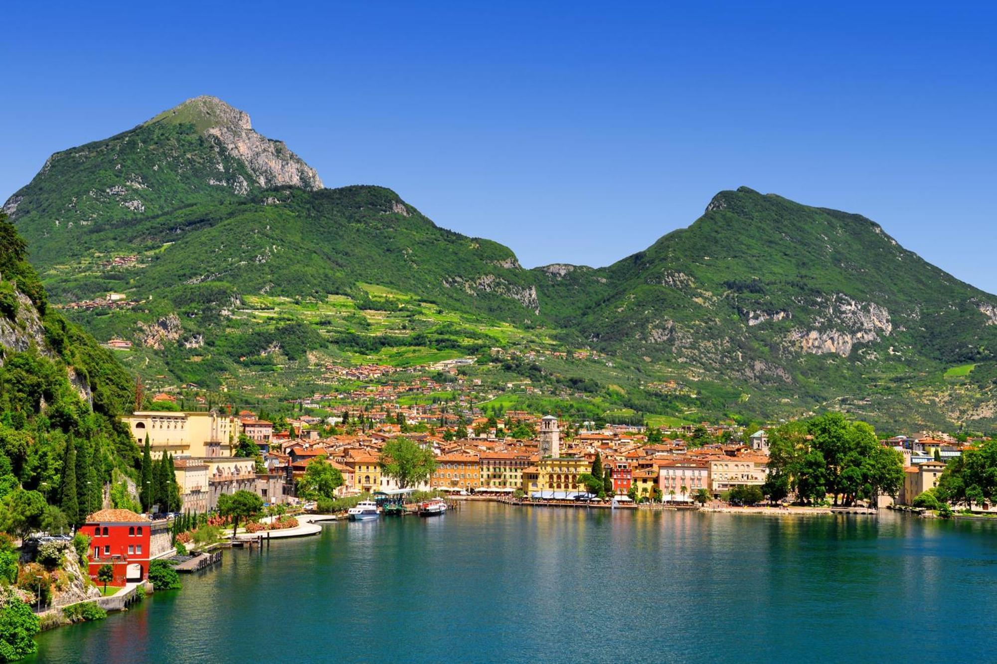 Riva Lago E Spiaggia Apartment 2 - Happy Rentals Exterior photo