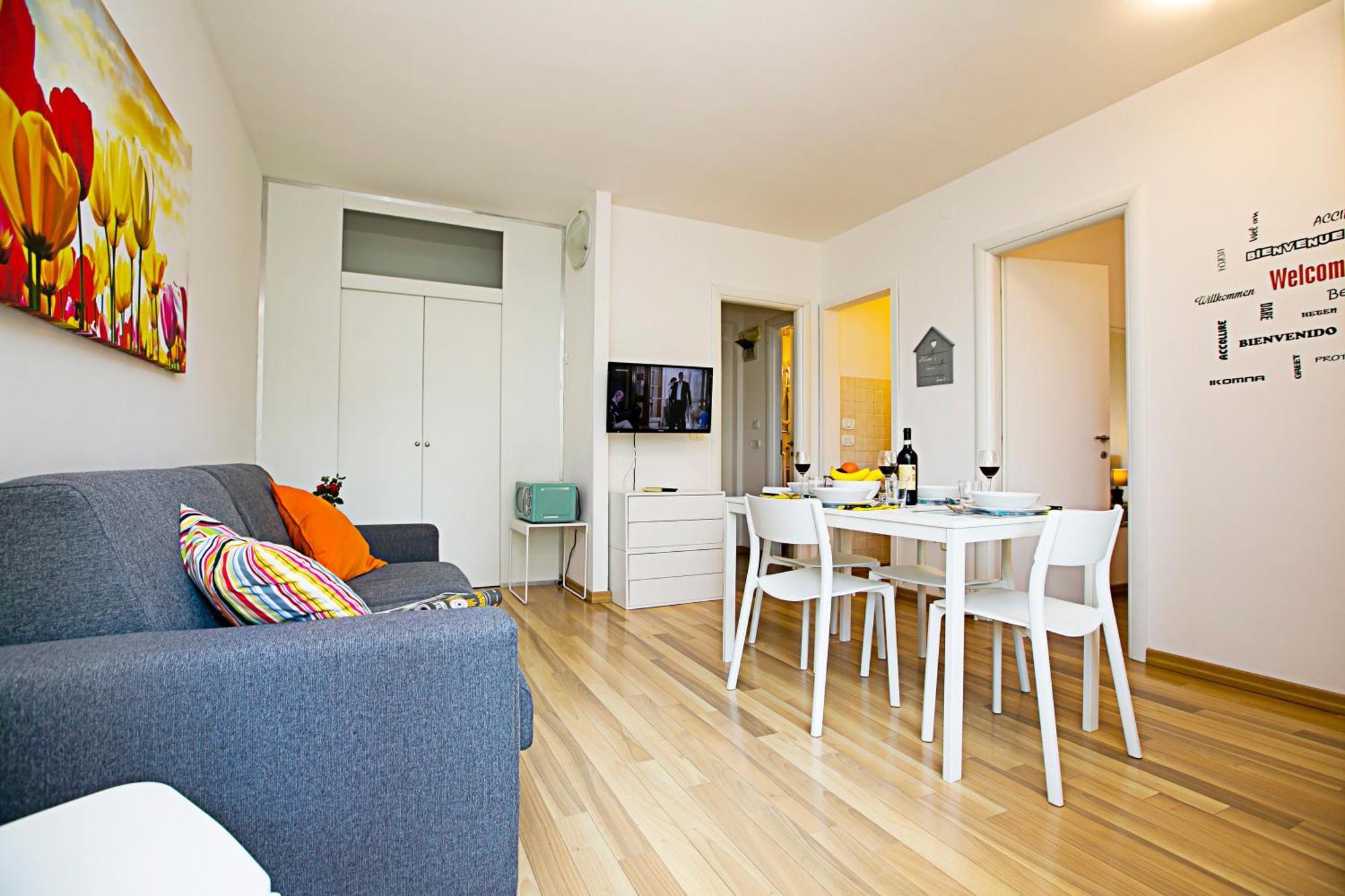 Riva Lago E Spiaggia Apartment 2 - Happy Rentals Exterior photo